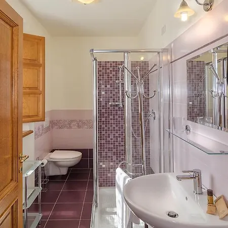 Ai Linchi Venkovský dům *